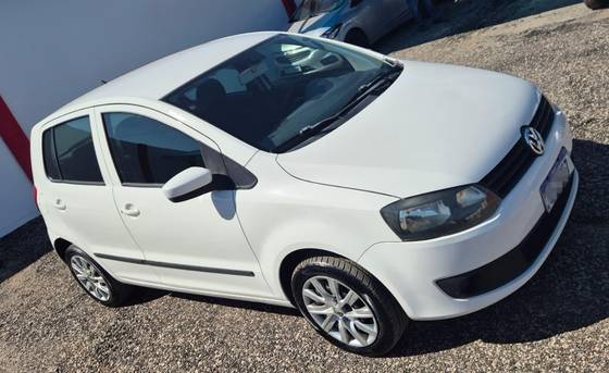 VOLKSWAGEN FOX 1.0 MI 8V FLEX 4P MANUAL VOLKSWAGEN FOX 1.0 MI 8V FLEX 4P MANUAL